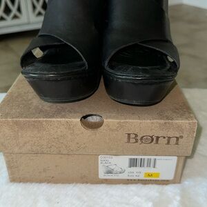 Born black leather wedges size 10